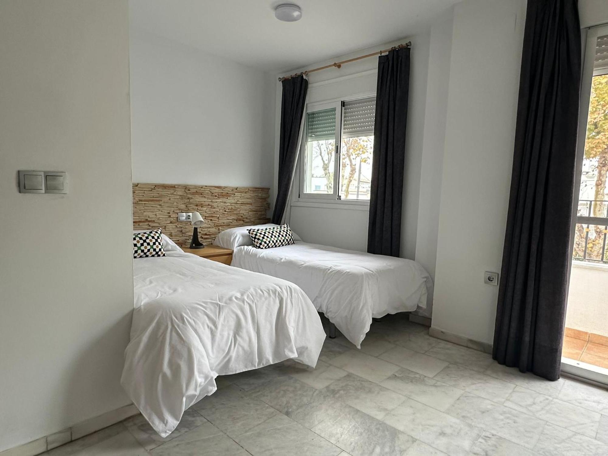 Apartahotel Dona Reyes 치피오나 외부 사진