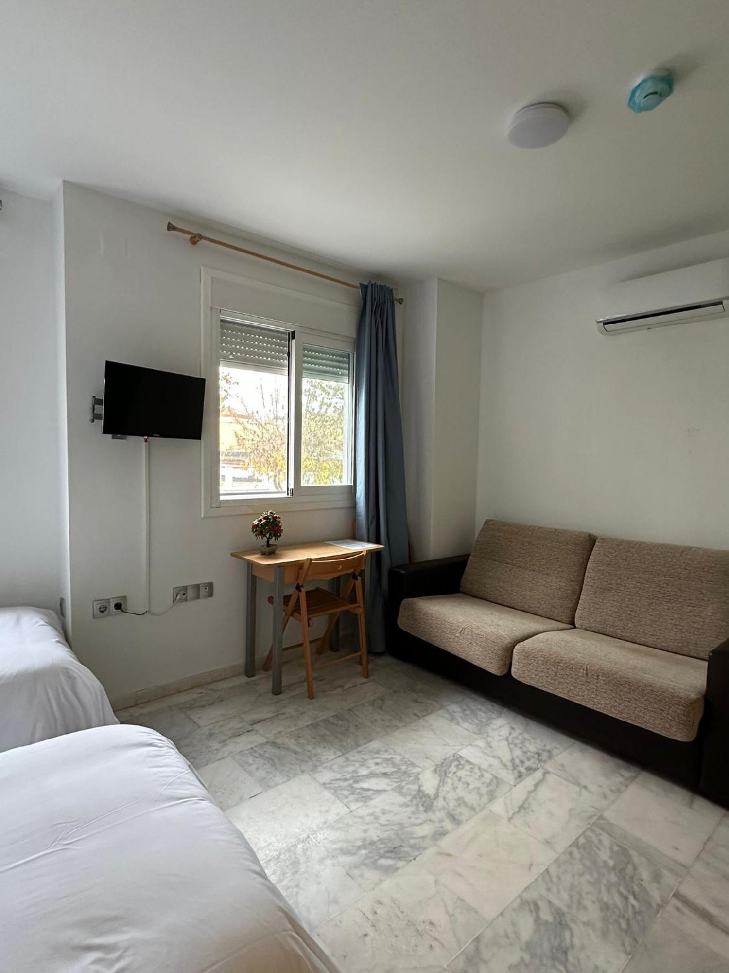 Apartahotel Dona Reyes 치피오나 외부 사진