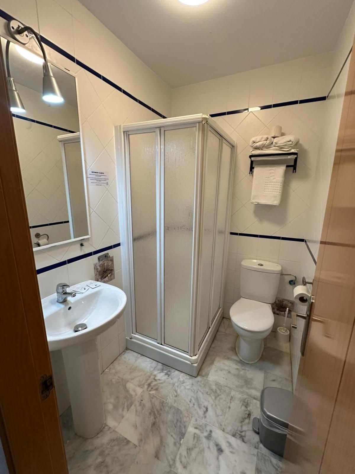 Apartahotel Dona Reyes 치피오나 외부 사진