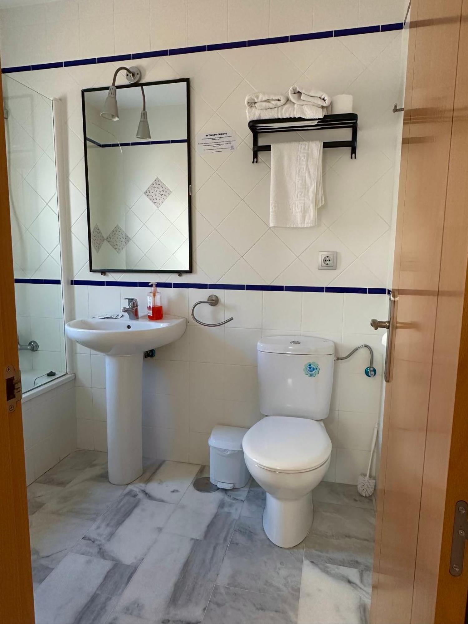 Apartahotel Dona Reyes 치피오나 외부 사진